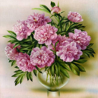 Без бренда «Пионы в круглой прозрачной вазе (20шт)» в Нижнем Тагиле